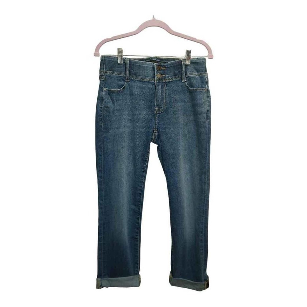 Nine west curvy straight jeans.  Size‎ Medium